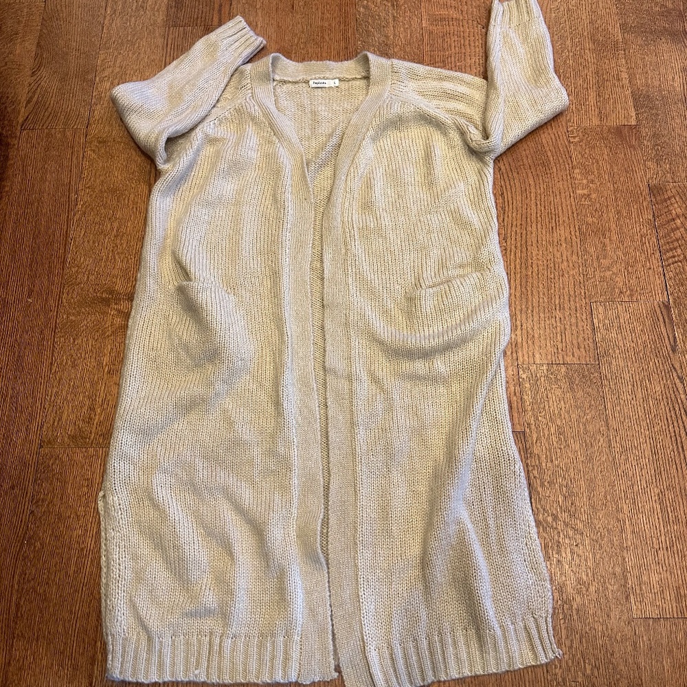 Daphnea long cardigan with front pockets